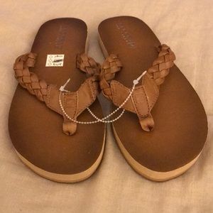 Sperry Braided Strap Flip Flops